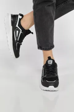 Bağcıklı Kadın Spor Ayakkabı Siyahbeyaz