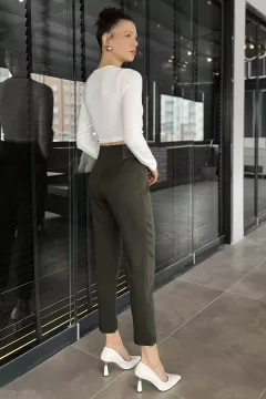 Bel Lastikli Dar Paça Kadın Kumaş Pantolon Haki
