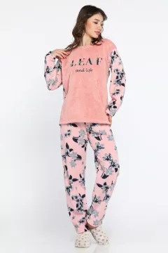 Kadın Büyük Beden Bisiklet Yaka Yazı Nakışlı Polar Pijama Takımı Pembe