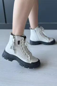 Kadın İçi Peluş Fermuarlı Bot Beyaz