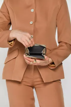 Kadın Kartlık Ve Bozuk Para Bölmeli Kabartma Desenli Günlük Cüzdan Vizon