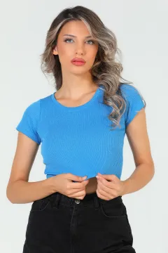 Kadın Bisiklet Yaka Crop T-shirt Mavi