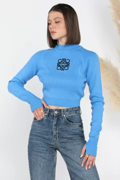 Ön Nakışlı Crop Top Triko Bluz Mavi