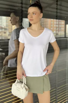  Beyaz