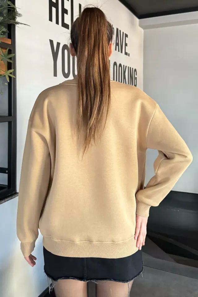 Kadın Fiyonk Nakışlı Şardonlu Sweatshirt Bisküvi